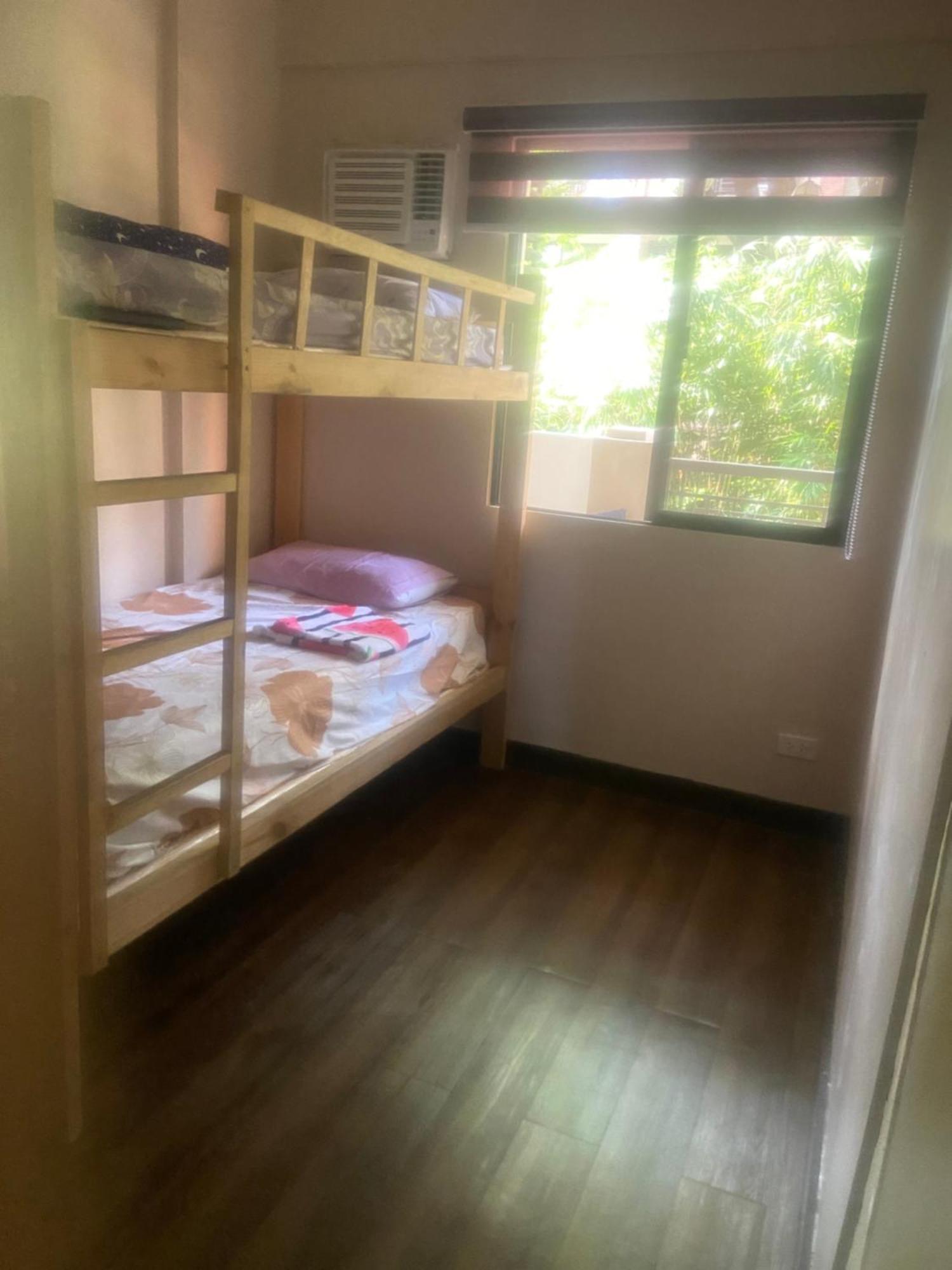 Rhapsody Residences Paranaque City Экстерьер фото